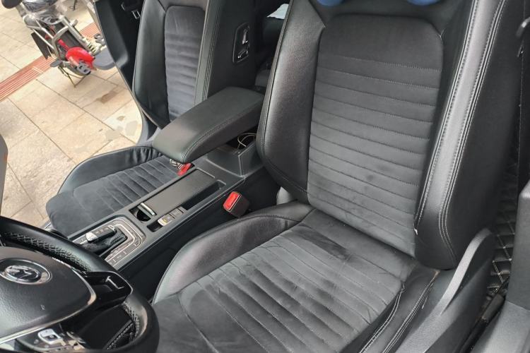 Used Volkswagen Magotan 2018 330TSI DSG Luxury Model Left Front Seat