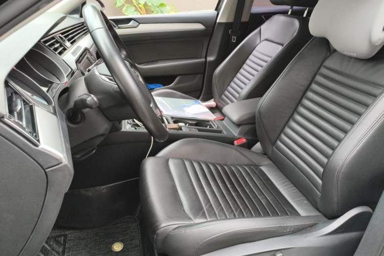 Used Volkswagen Magotan 2018 330TSI DSG Advanced Model Left Front Seat