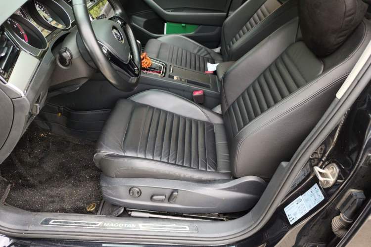 Used Volkswagen Magotan 2018 330TSI DSG Advanced Model Left Front Seat