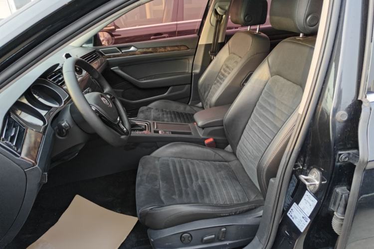 Used Volkswagen Magotan 2018 330TSI DSG Luxury Model Left Front Seat