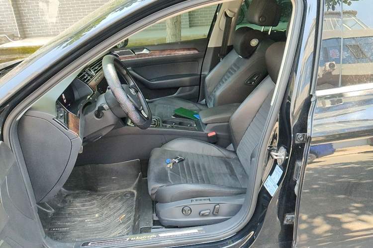 Used Volkswagen Magotan 2018 380TSI DSG Prestige Model Left Front Seat