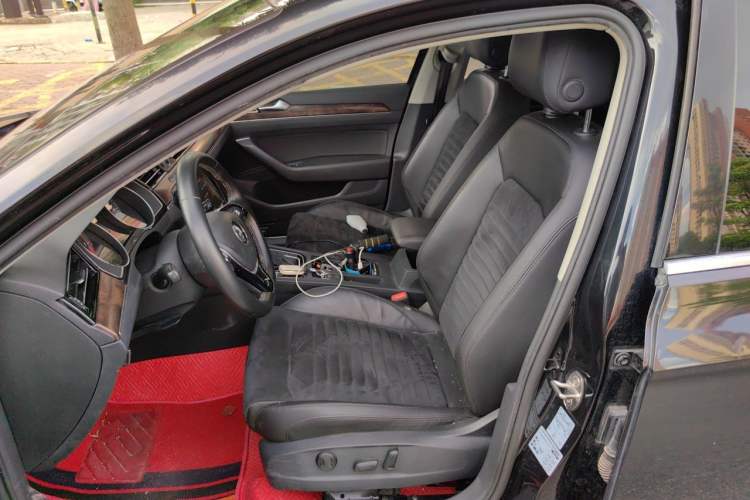 Used Volkswagen Magotan 2018 330TSI DSG Luxury Model Left Front Seat