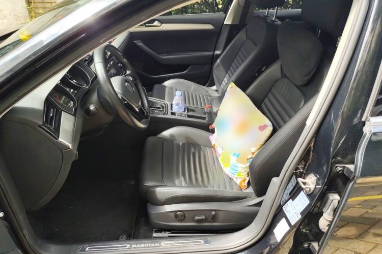 Used Volkswagen Magotan 2018 330TSI DSG Luxury Model Left Front Seat