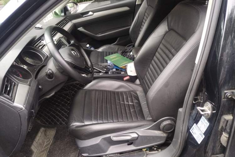 Used Volkswagen Magotan 2018 280TSI DSG Comfort Model Left Front Seat