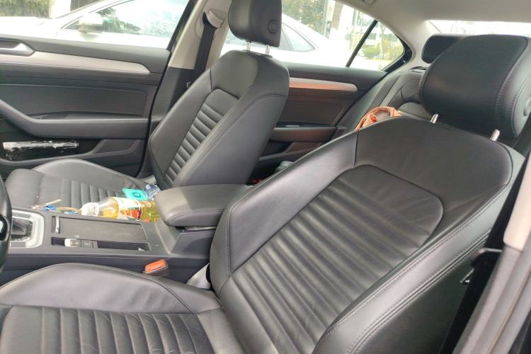 Used Volkswagen Magotan 2018 280TSI DSG Leading Model Left Front Seat