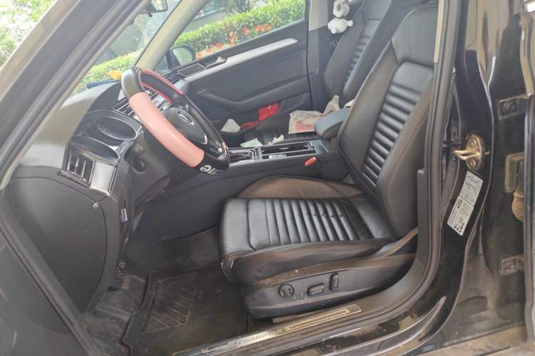 Used Volkswagen Magotan 2018 330TSI DSG Advanced Model Left Front Seat