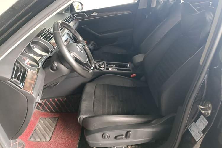 Used Volkswagen Magotan 2018 330TSI DSG Luxury Model Left Front Seat