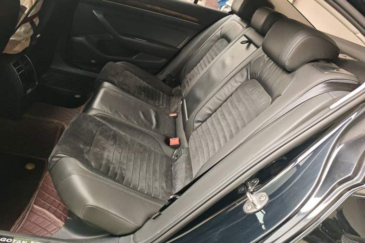 Used Volkswagen Magotan 2018 330TSI DSG Luxury Model Left Rear Seat