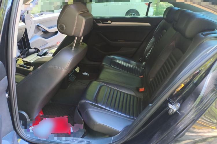 Used Volkswagen Magotan 2018 330TSI DSG Advanced Model Left Rear Seat