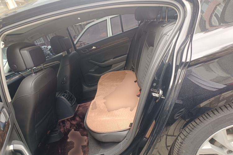 Used Volkswagen Magotan 2018 330TSI DSG Luxury Model Left Rear Seat