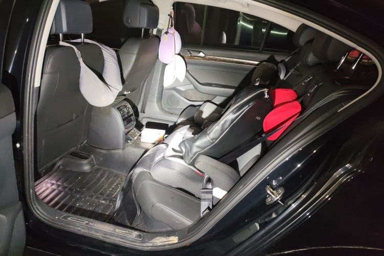 Used Volkswagen Magotan 2018 330TSI DSG Luxury Model Left Rear Seat