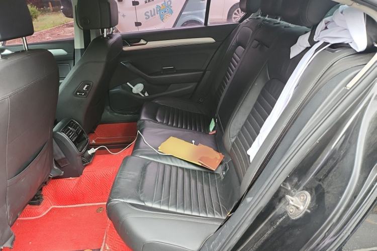 Used Volkswagen Magotan 2018 330TSI DSG Advanced Model Left Rear Seat