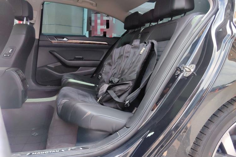 Used Volkswagen Magotan 2018 330TSI DSG Luxury Model Left Rear Seat