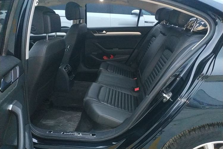 Used Volkswagen Magotan 2018 330TSI DSG Advanced Model Left Rear Seat