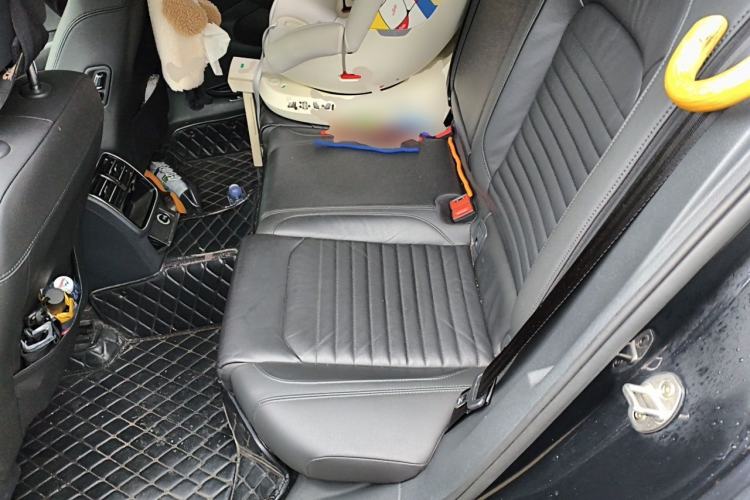 Used Volkswagen Magotan 2018 330TSI DSG Advanced Model Left Rear Seat