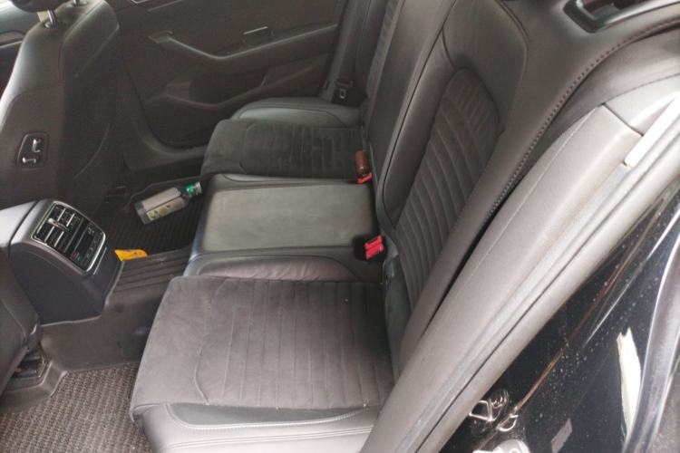 Used Volkswagen Magotan 2018 330TSI DSG Luxury Model Left Rear Seat