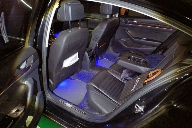 Used Volkswagen Magotan 2018 330TSI DSG Luxury Model Left Rear Seat