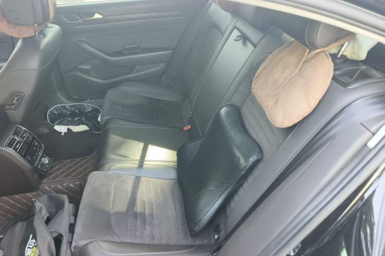 Used Volkswagen Magotan 2018 330TSI DSG Luxury Model Left Rear Seat