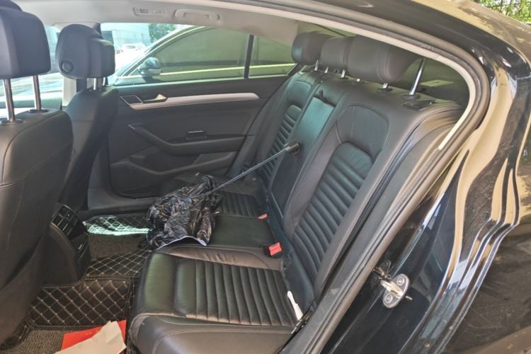 Used Volkswagen Magotan 2018 330TSI DSG Advanced Model Left Rear Seat