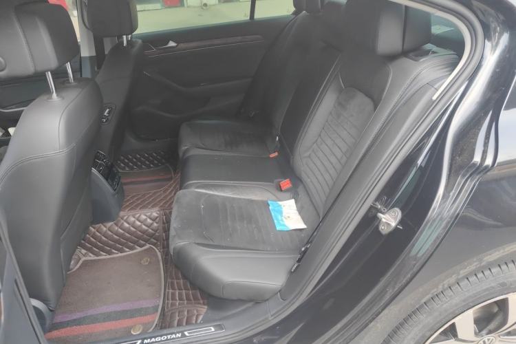 Used Volkswagen Magotan 2018 330TSI DSG Luxury Model Left Rear Seat