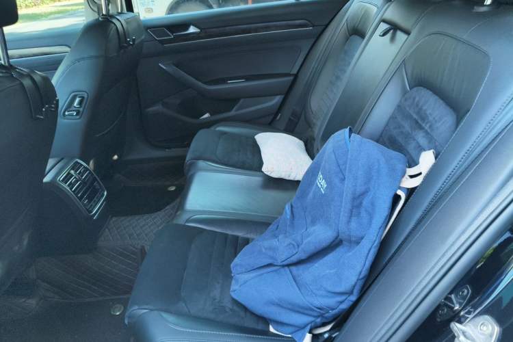 Used Volkswagen Magotan 2018 330TSI DSG Luxury Model Left Rear Seat