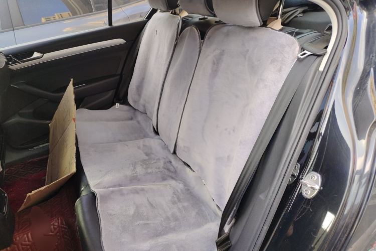 Used Volkswagen Magotan 2018 330TSI DSG Advanced Model Left Rear Seat