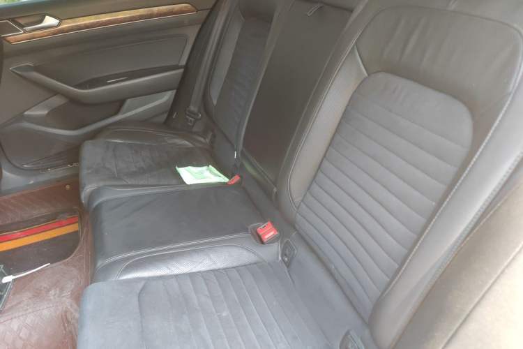 Used Volkswagen Magotan 2018 330TSI DSG Luxury Model Left Rear Seat