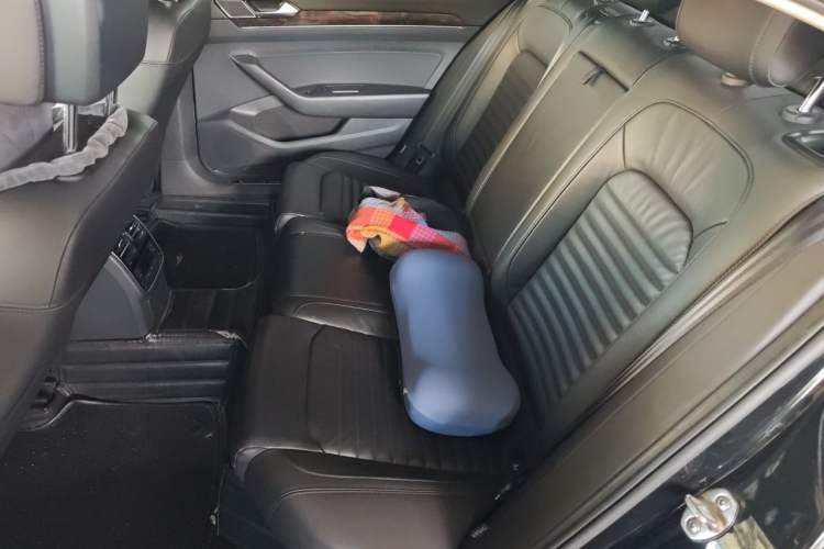 Used Volkswagen Magotan 2018 330TSI DSG Luxury Model Left Rear Seat