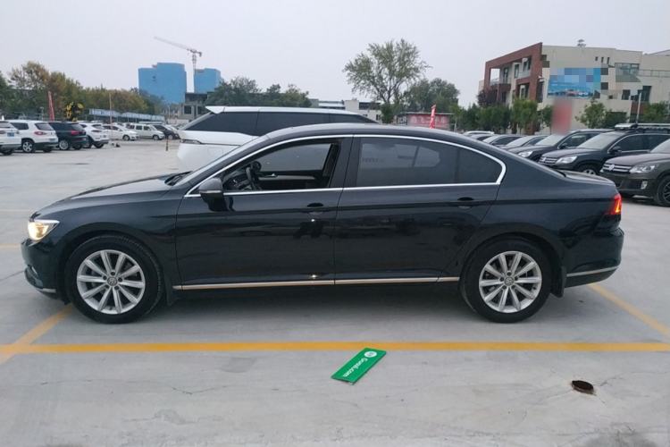 Used Volkswagen Magotan 2018 330TSI DSG Advanced Model Left Side