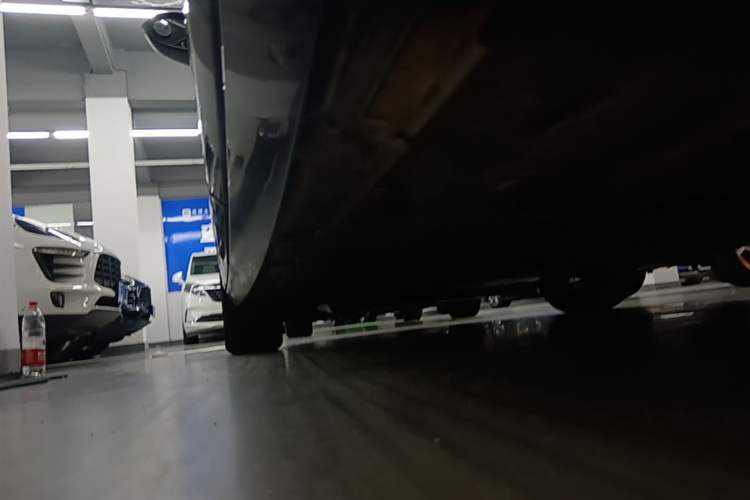 Used Volkswagen Magotan 2018 330TSI DSG Advanced Model Left Side Sill