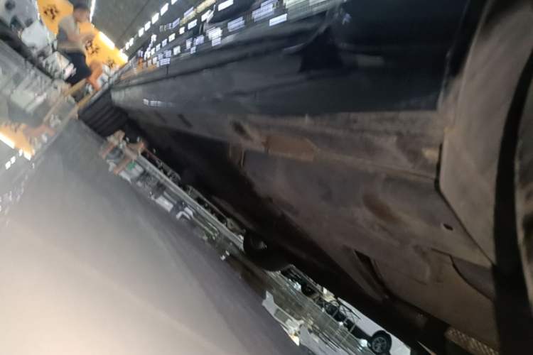 Used Volkswagen Magotan 2018 Facelift 330TSI DSG Luxury Model Left Side Sill