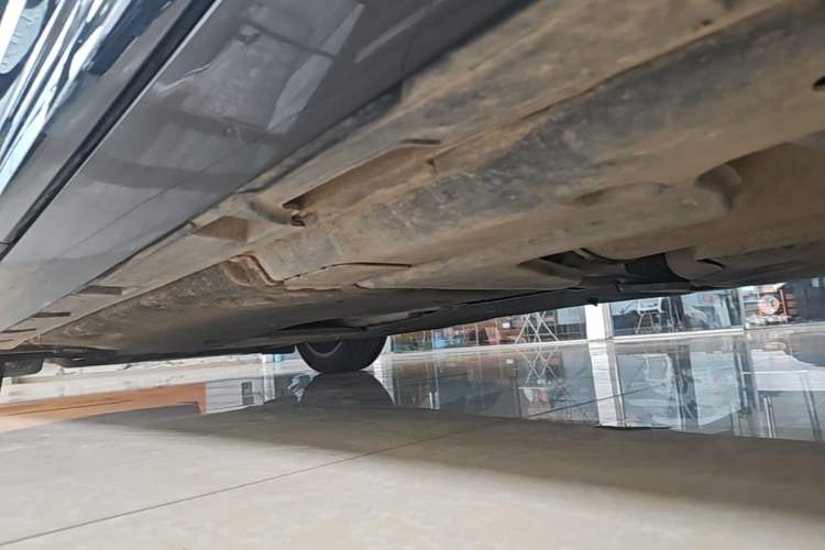 Used Volkswagen Magotan 2018 330TSI DSG Advanced Model Left Side Sill