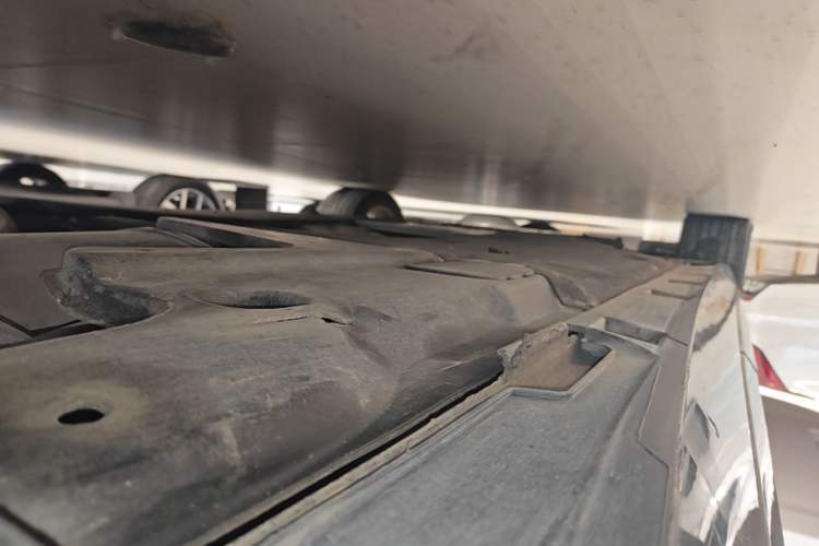 Used Volkswagen Magotan 2018 330TSI DSG Luxury Model Left Side Sill