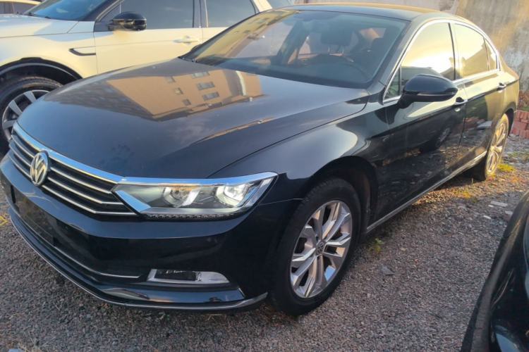 Ojetý Volkswagen Magotan 2018 Facelift 330TSI DSG Luxury Model Guazi used car, China used car export, Used car for sale, Used  cars, Cheapest cars for sale