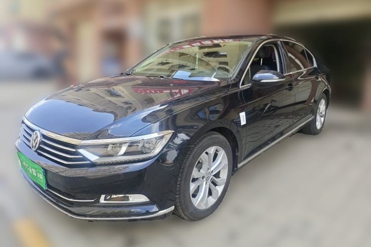 Used Volkswagen Magotan 2018 330TSI DSG Luxury Model Guazi used car, China used car export, Used car for sale, Used cars, Cheapest cars for sale