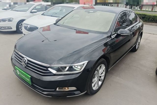 Ojetý Volkswagen Magotan 2018 Facelift 330TSI DSG Luxury Model