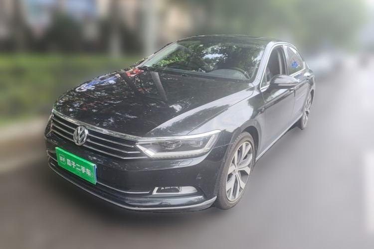 Used Volkswagen Magotan 2018 380TSI DSG Prestige Model Guazi used car, China used car export, Used car for sale, Used  cars, Cheapest cars for sale