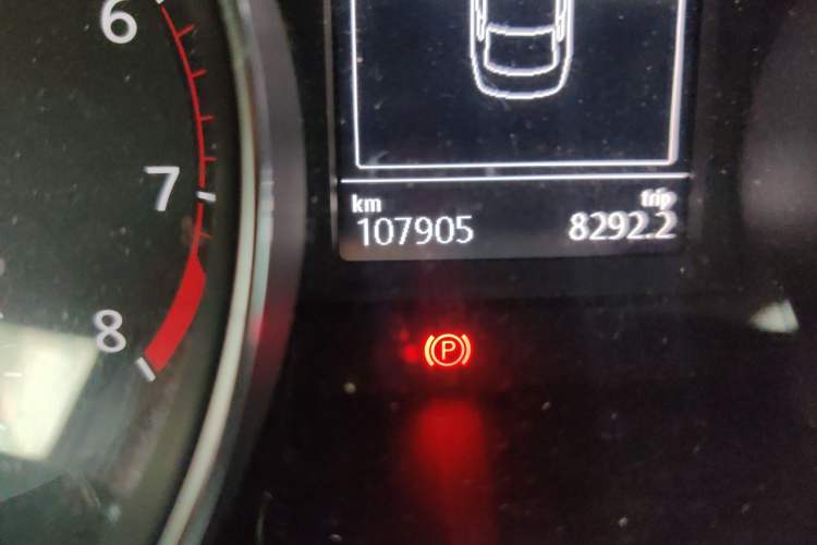 Used Volkswagen Magotan 2018 330TSI DSG Advanced Model Odometer Close Up