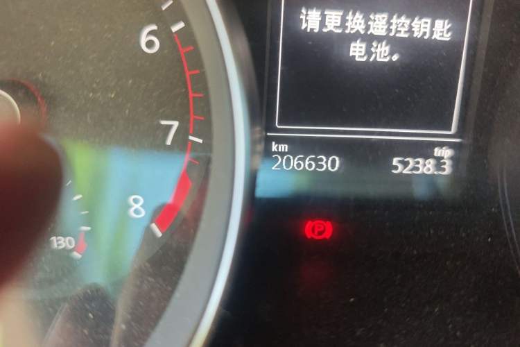 Used Volkswagen Magotan 2018 380TSI DSG Luxury Model Odometer Close Up