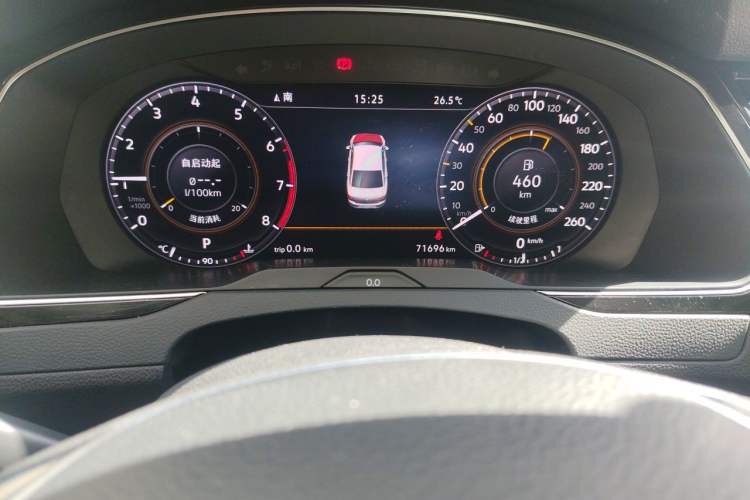 Used Volkswagen Magotan 2018 330TSI DSG Luxury Model Odometer Close Up
