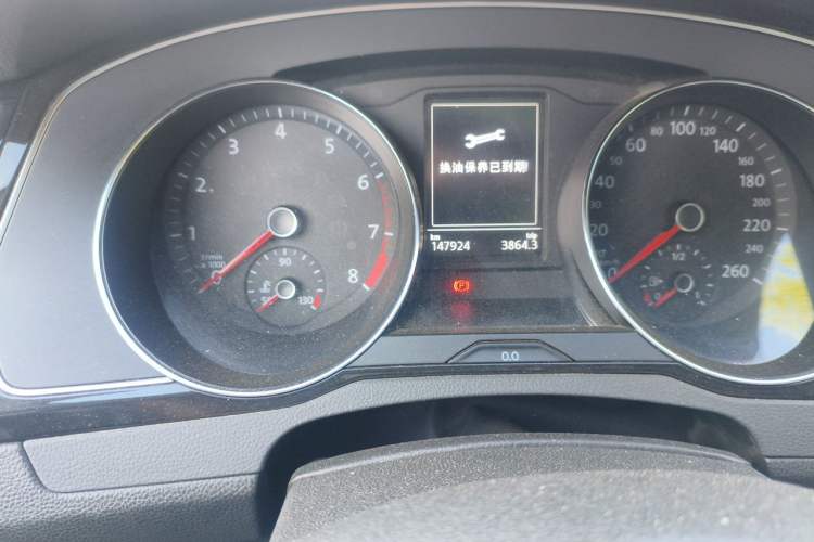 Used Volkswagen Magotan 2018 Facelift 380TSI DSG Luxury Version Odometer Close Up