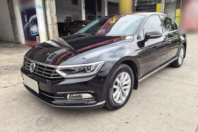 Ojetý Volkswagen Magotan 2018 280TSI DSG Comfort Model