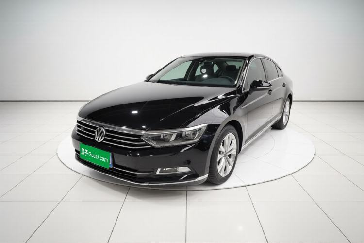 Ojetý Volkswagen Magotan 2018 Facelift 330TSI DSG Luxury Model Guazi used car, China used car export, Used car for sale, Used  cars, Cheapest cars for sale