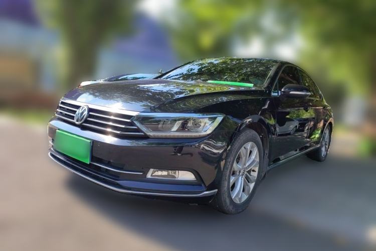 Used Volkswagen Magotan 2018 Facelift 330TSI DSG Luxury Model Guazi used car, China used car export, Used car for sale, Used cars, Cheapest cars for sale