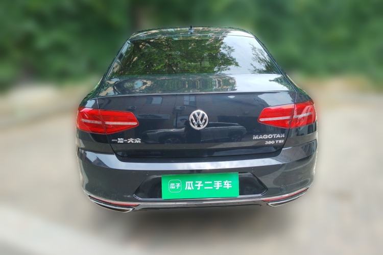 Used Volkswagen Magotan 2018 380TSI DSG Luxury Model Rear