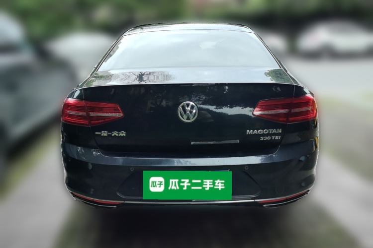 Used Volkswagen Magotan 2018 330TSI DSG Luxury Model Rear