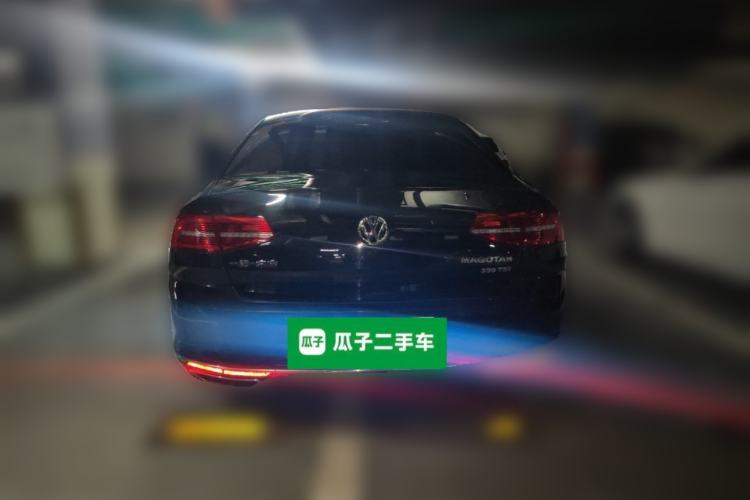 Used Volkswagen Magotan 2018 330TSI DSG Advanced Model Rear