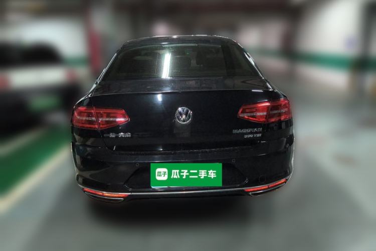Used Volkswagen Magotan 2018 330TSI DSG Luxury Model Rear