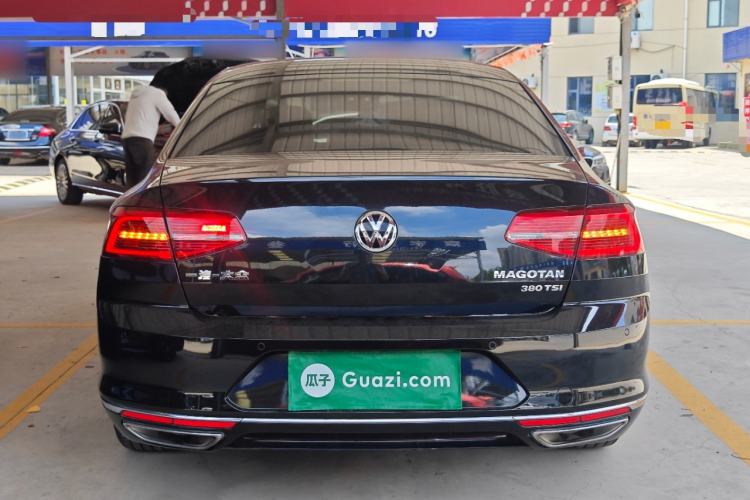 Used Volkswagen Magotan 2018 Facelift 380TSI DSG Luxury Version Rear