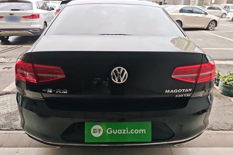 Used Volkswagen Magotan 2018 330TSI DSG Luxury Model Rear